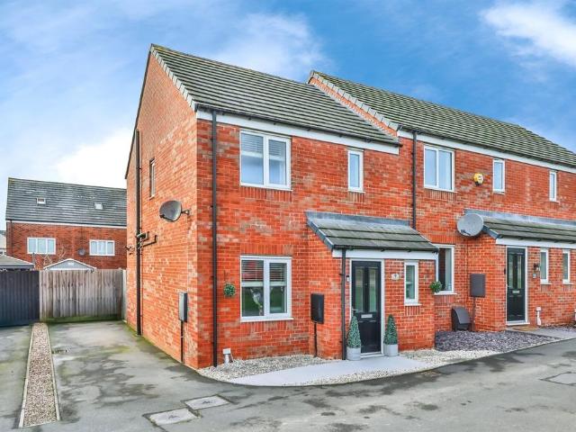 House for sale in Caldermill, East Midlands