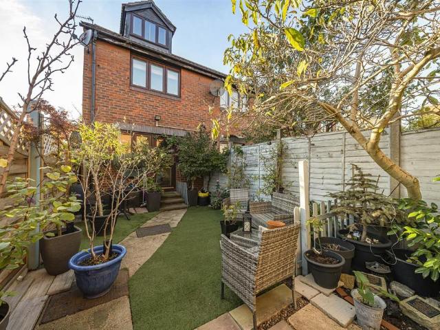 House for sale in Rotherhithe, Isle Of Man