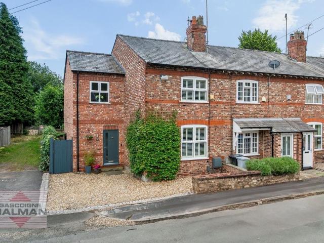 House for sale in Pownall Park, Wilmslow