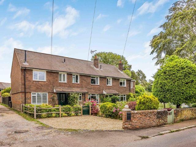 House for sale in Littlecote, West Sussex