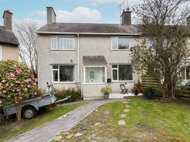 House for sale in Bangor, Wales