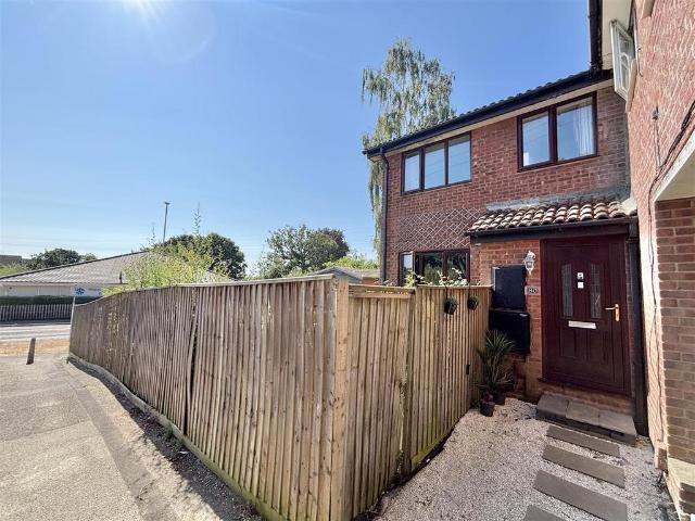 House for sale in Creekmoor, Poole
