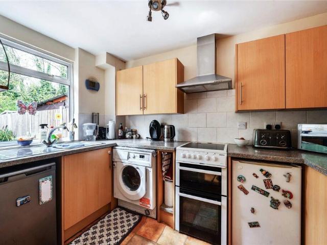 House for sale in Whitley Wood, Reading
