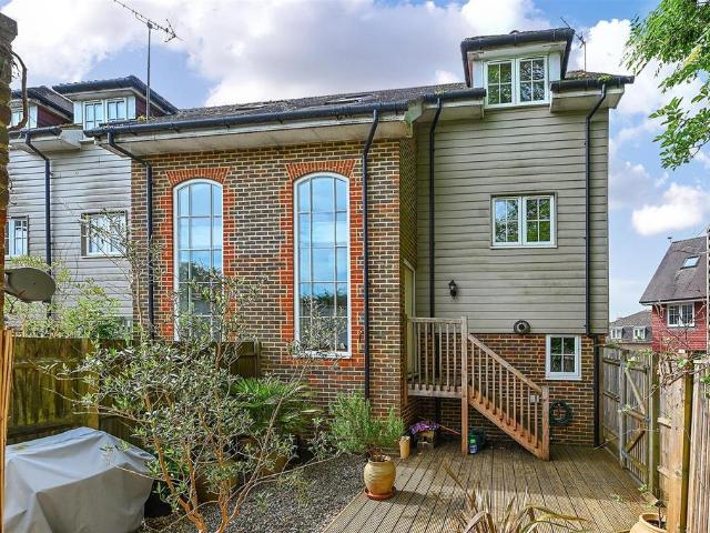 House for sale in Heathlands, East Sussex