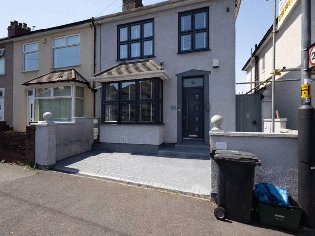 House for sale in Feckenham, City Of Bristol