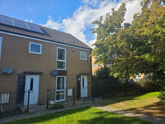 House for sale in Charlton Hayes, Patchway
