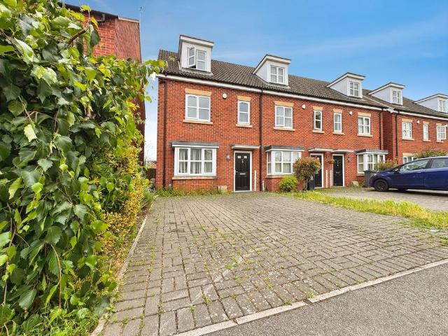 House for sale in Old Wharf, City Of Leicester