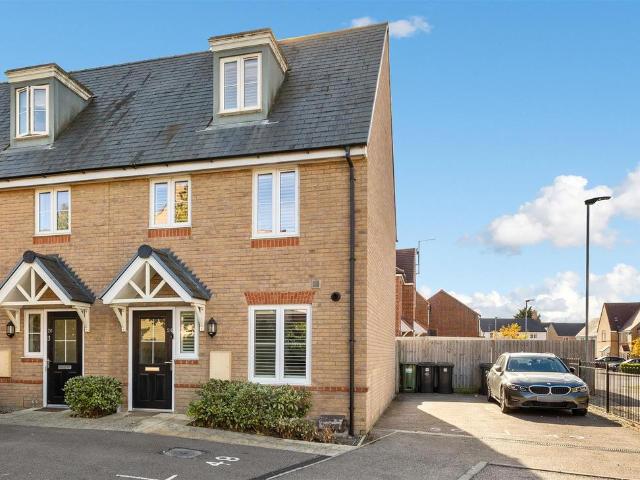 House for sale in Stotfold, Central Bedfordshire