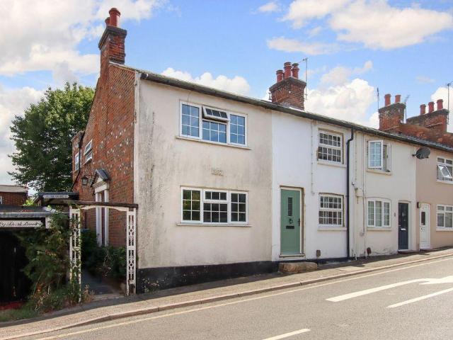 House for sale in Pouchen End, Hertfordshire