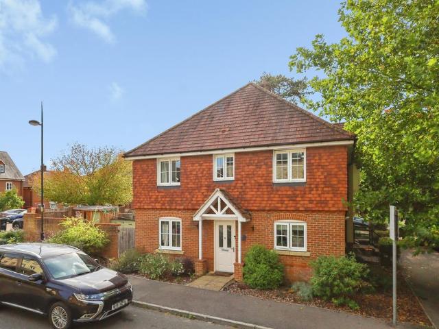 House for sale in Roebuck Park, Wealden