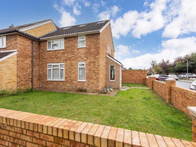 House for sale in Slough
