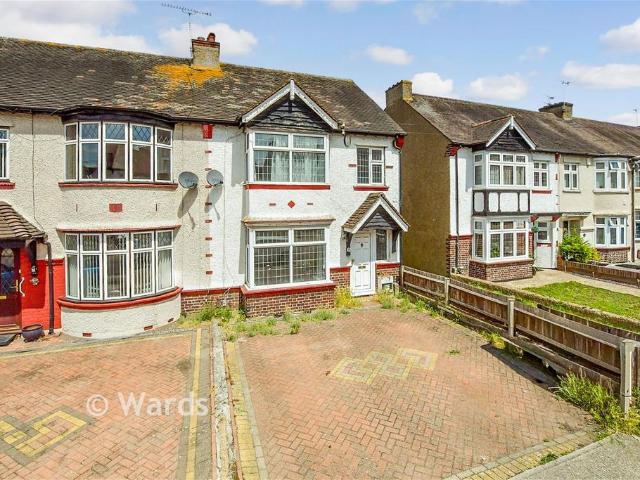 House for sale in Kings Farm, Hamerton