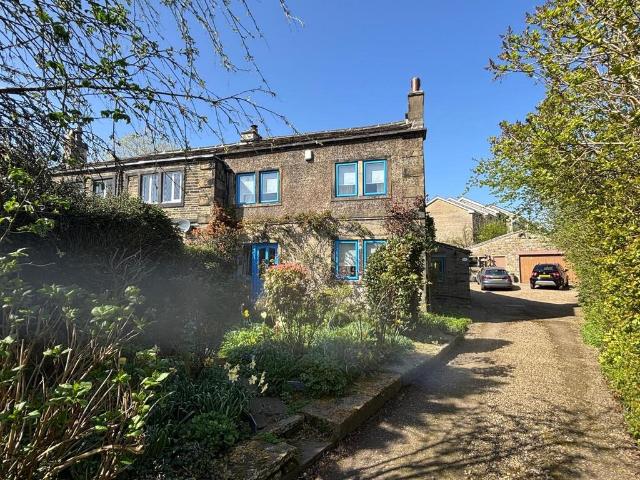 House for sale in Salendine Nook, West Yorkshire