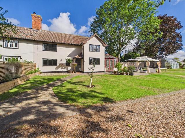 House for sale in Chedburgh, Suffolk