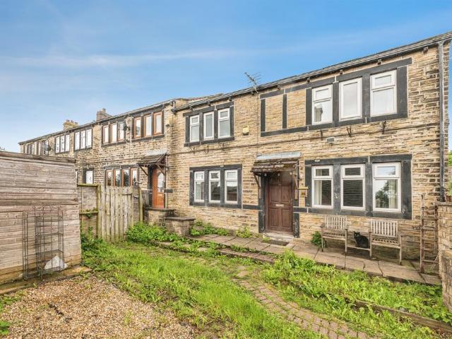 House for sale in Meltham, West Yorkshire