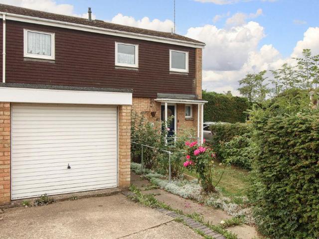 House for sale in Grovehill, Pouchen End