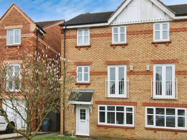 House for sale in Longhill, Hull