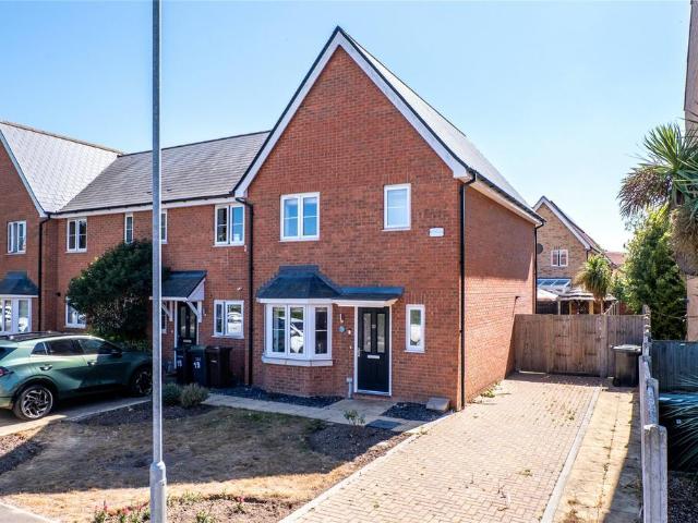 House for sale in Westcourt, Hamerton