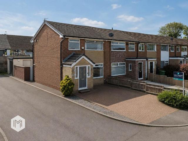 House for sale in Bradshaw, Lee Bank