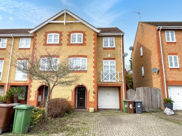 House for sale in Cranborne, Potters Bar