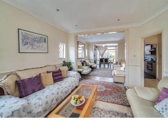 House for sale in Kingsbury, Greater London