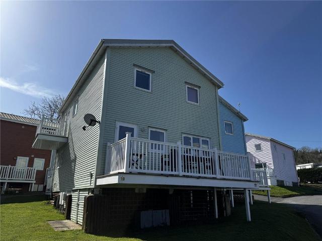 House for sale in Lamphey, East Trewent