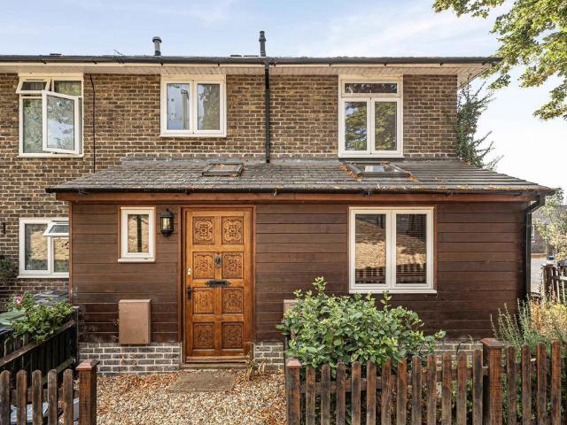 House for sale in Abbotts Barton, Hampshire