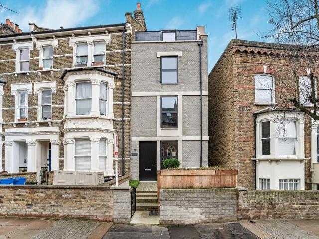 House for sale in Maida Hill, Greater London