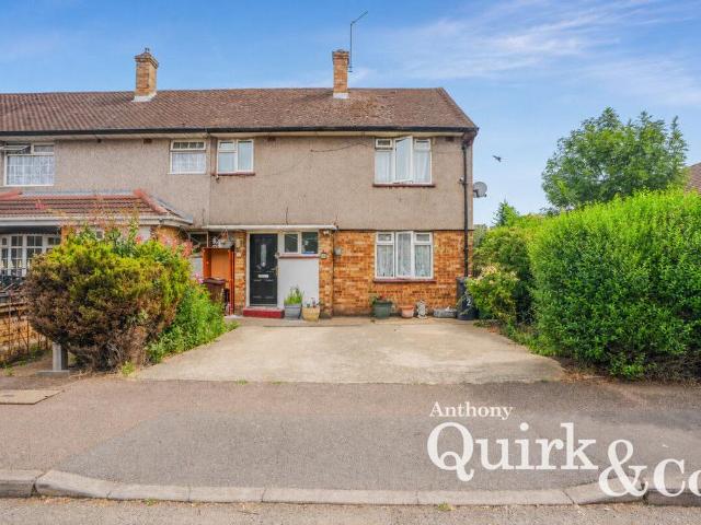 House for sale in Greater London