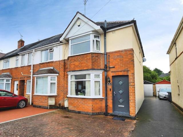 House for sale in Camp Hill, Warwickshire