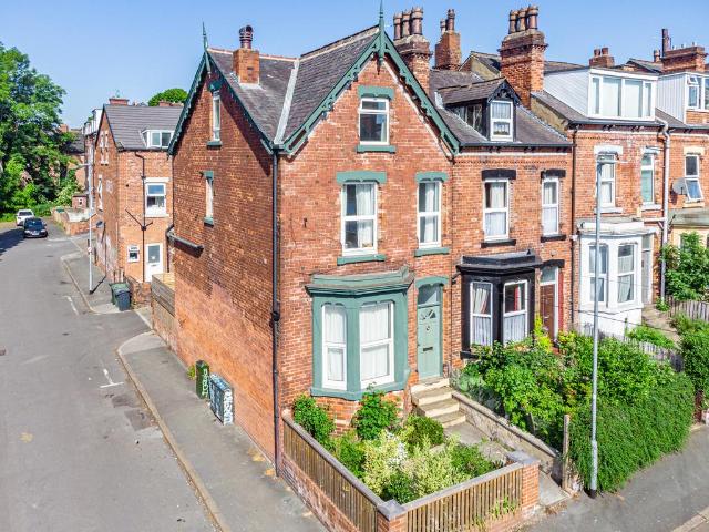 House for sale in Woodhouse, West Yorkshire