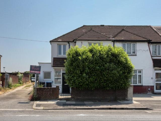 House for sale in London Borough of Merton, Greater London