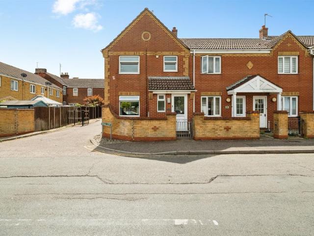 House for sale in Stokesby, Norfolk