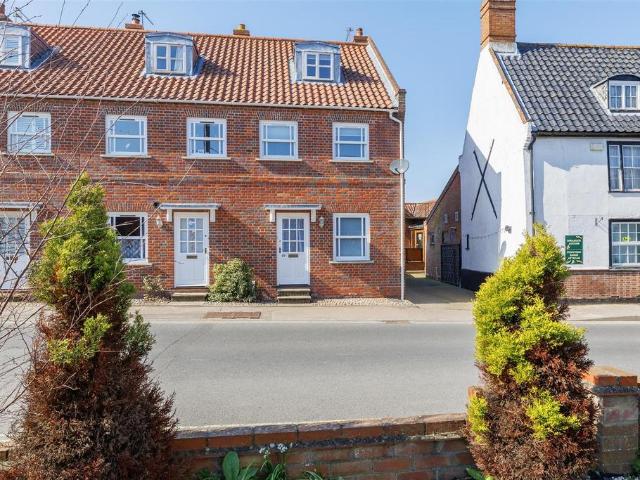 House for sale in Eastbridge, Suffolk