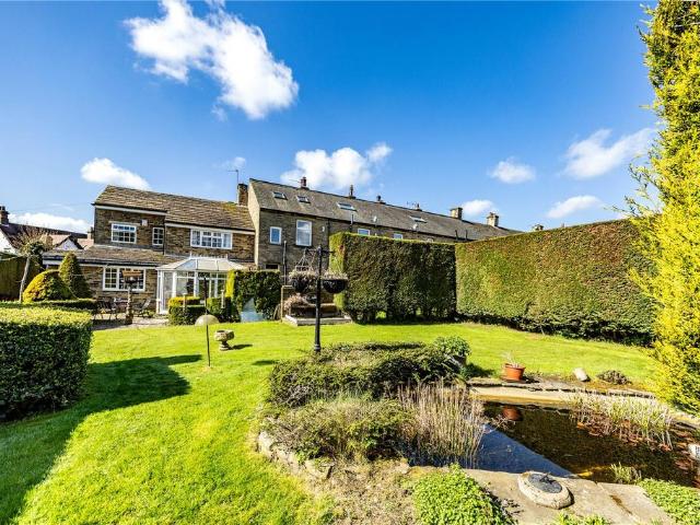 House for sale in West Yorkshire