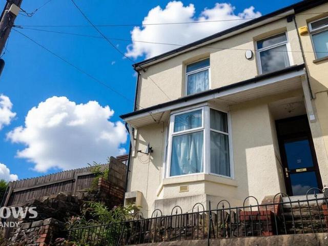 House for sale in Ynyshir, Wales