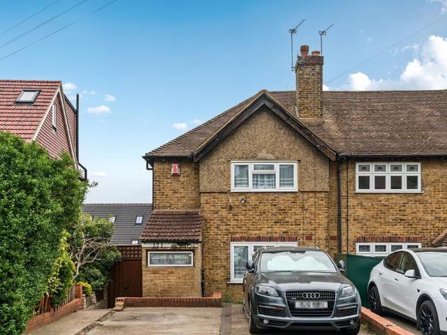 House for sale in Horn Park, Greater London