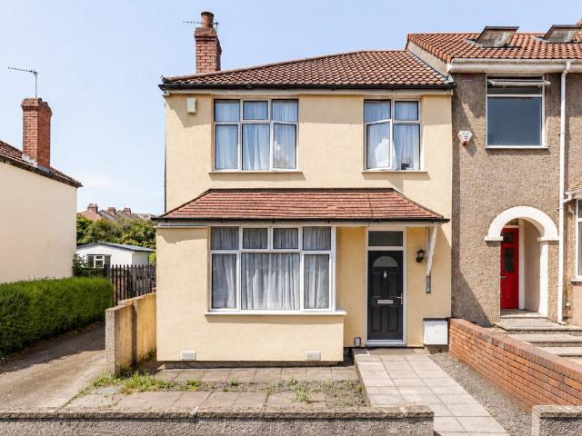 House for sale in Horfield, Feckenham