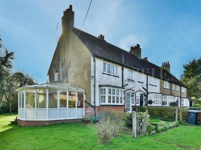 House for sale in South Mimms and Ridge, South Mimms