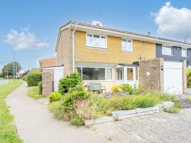 House for sale in Donnington, Littlecote