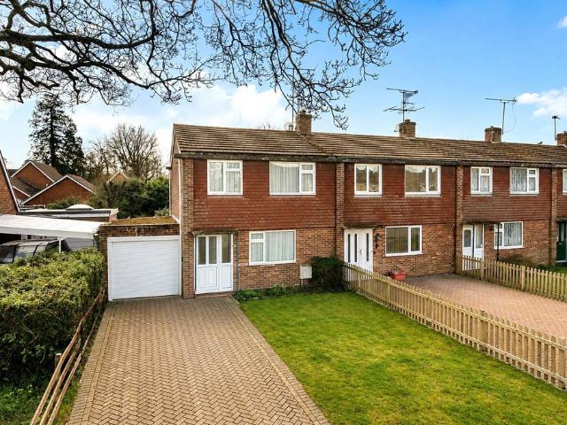 House for sale in Mortimer, West Berkshire