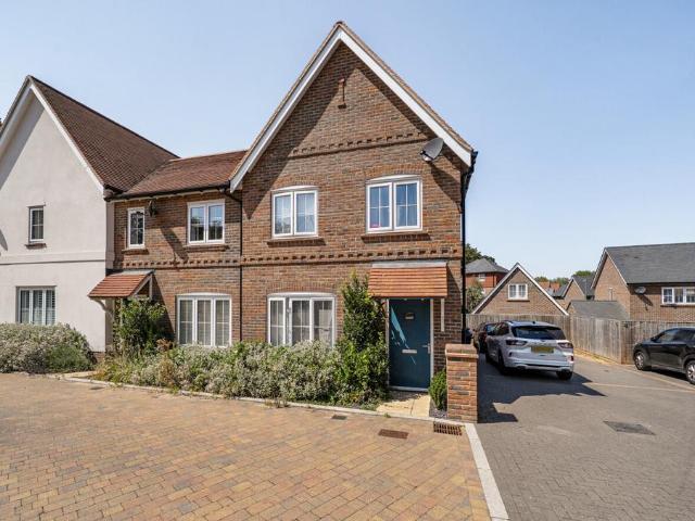 House for sale in Hart, Hampshire