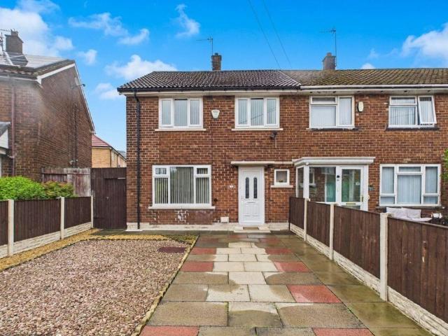 House for sale in Greenheys, Salford