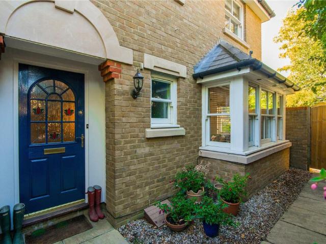 House for sale in London Borough of Richmond upon Thames, Greater London