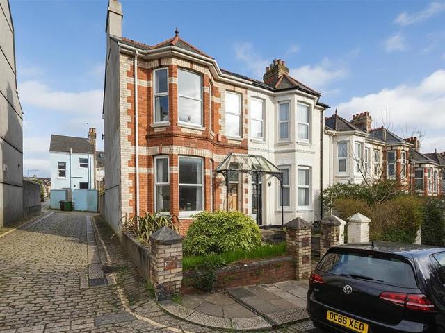 House for sale in Mount Wise, Isle Of Man