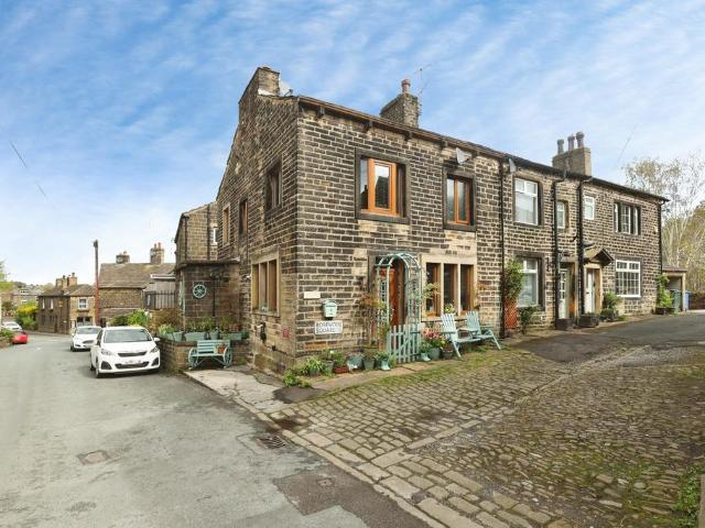 House for sale in Sutton-in-craven, North Yorkshire