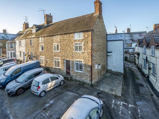 House for sale in Great Faringdon, Dromore