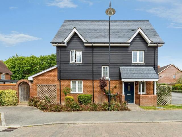 House for sale in Wickhurst Green, Horsham