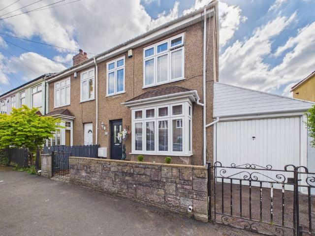 House for sale in Feckenham, City Of Bristol
