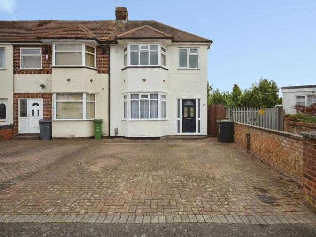 House for sale in Marsh Farm